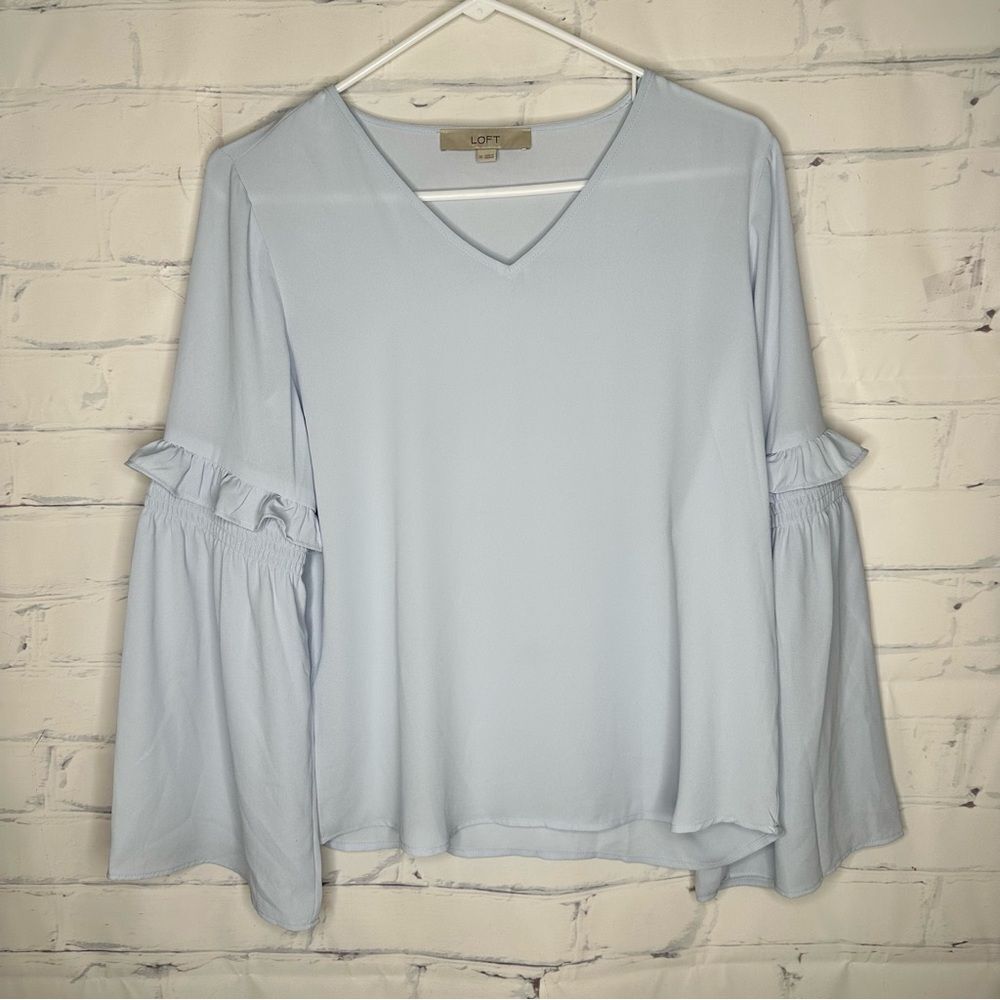 Loft XS or Small Blue Top‎